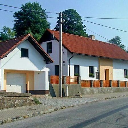 Červený Kostelec Apartman V Pensionu U Holzaepfelu מראה חיצוני תמונה