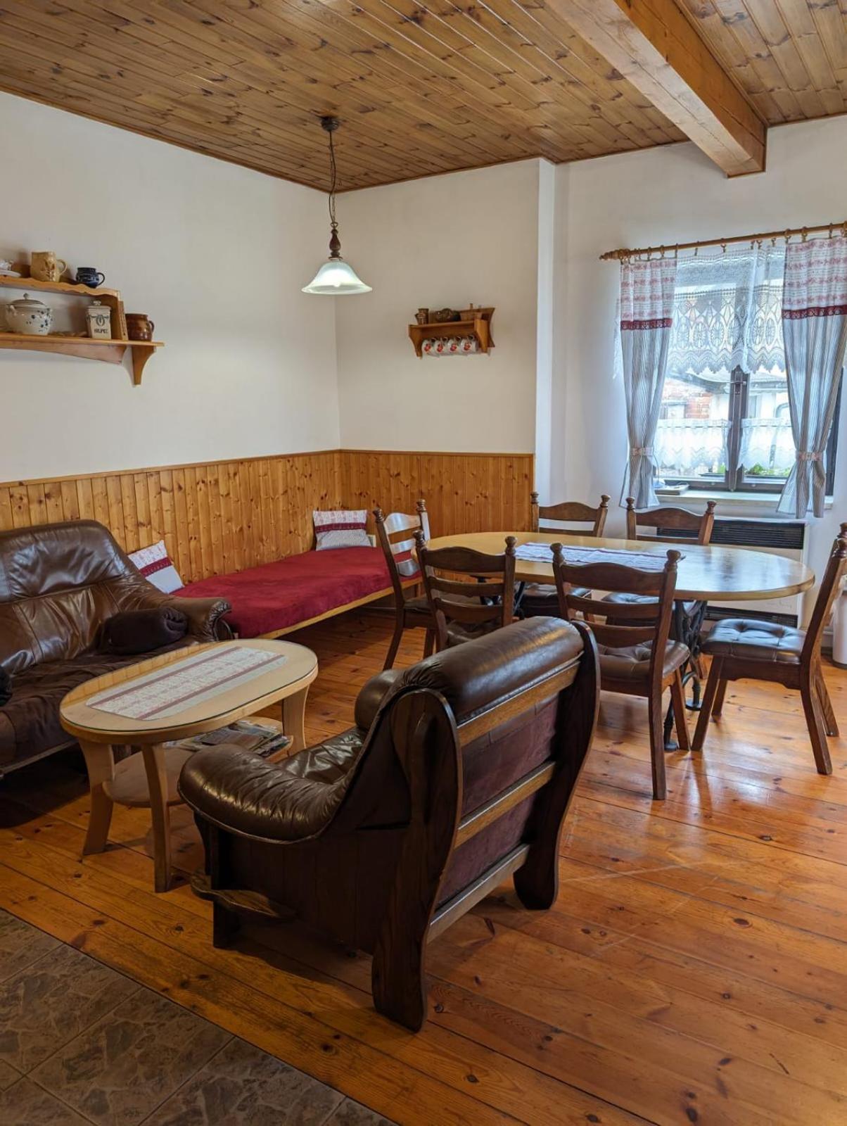 Červený Kostelec Apartman V Pensionu U Holzaepfelu מראה חיצוני תמונה